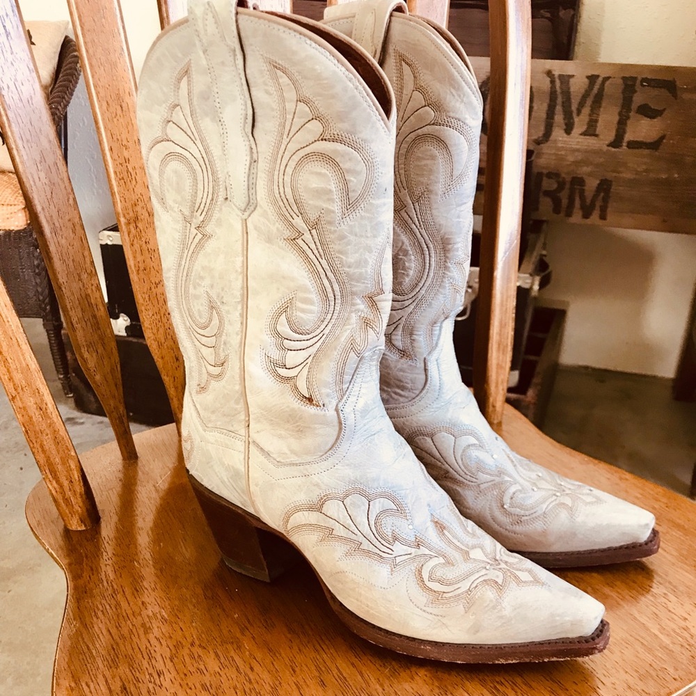 Dan Post genuine leather cowgirl boots